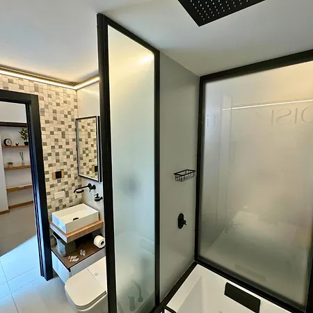 Dislocati - Jacuzzi Privata - Cucina - Tv60