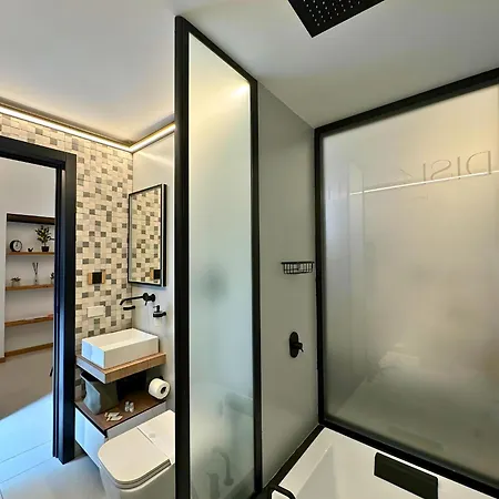 בית הארחה Dislocati - Jacuzzi Privata - Cucina - Tv60